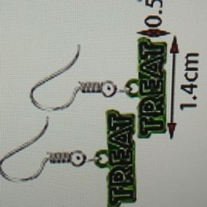 Halloween earrings Enamal Treat in Green & Black Hypoallergenic
